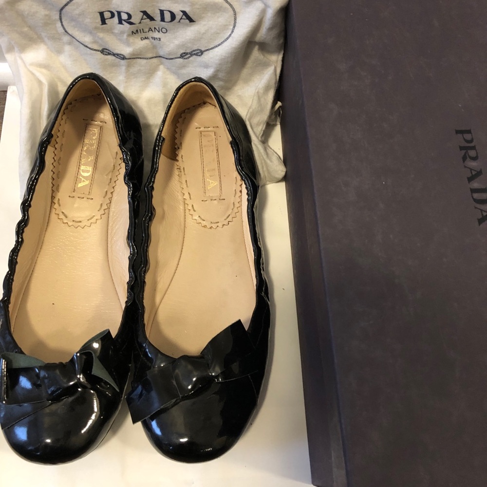 Prada Black Patent Flat 38.5